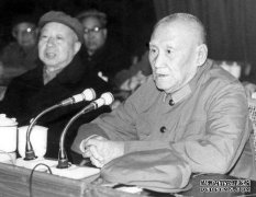 他是普通中将，彭德怀信